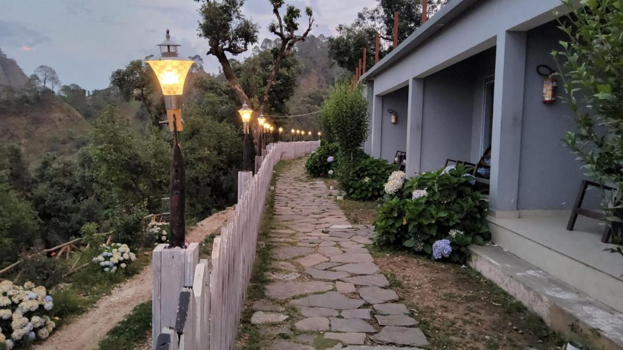 Shiva Valley Resort Kokhliyal Gaon Exterior foto