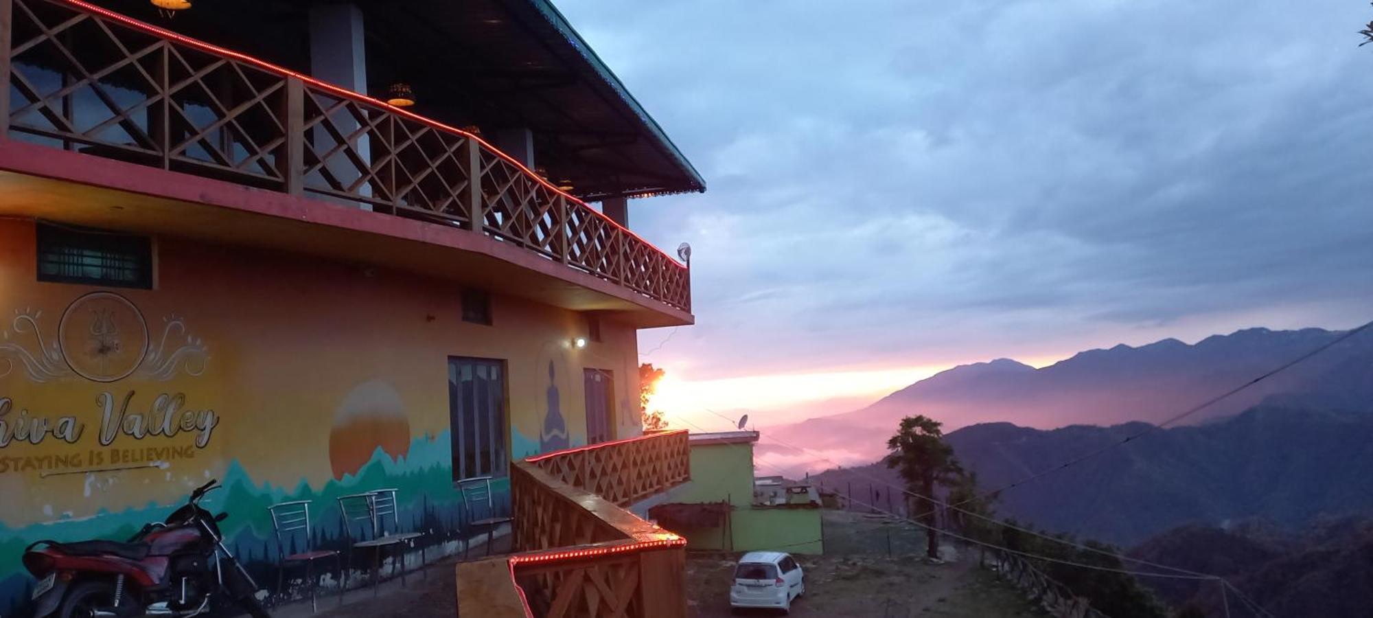 Shiva Valley Resort Kokhliyal Gaon Exterior foto
